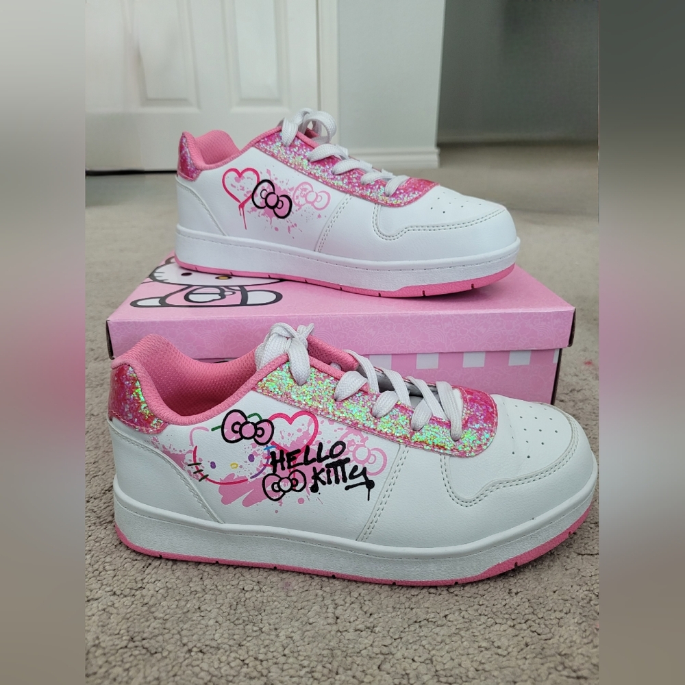Hello Kitty Kids Sneakers - White and Pink Sparkle Size 4